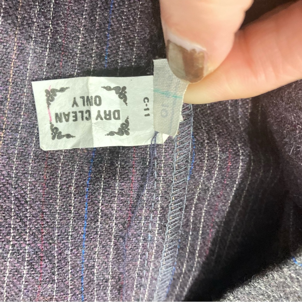 Vintage wool skirt gray pinstripe dark academia unique front slit detail - Picture 15 of 17